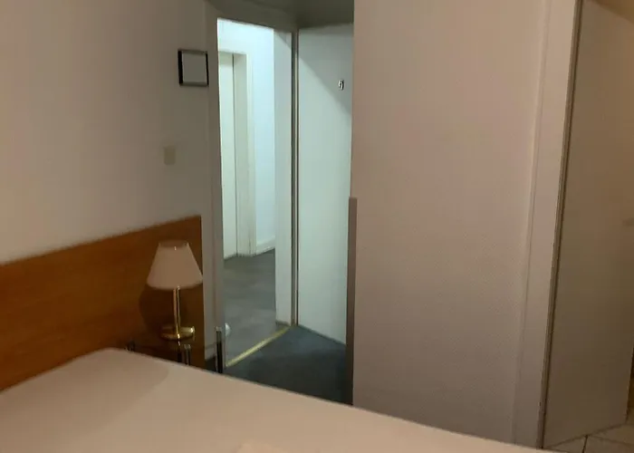 Waldhotel Hensel's Felsenkeller Отель